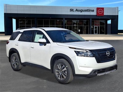 2025 Nissan Pathfinder SL