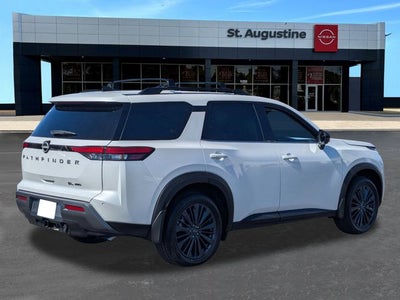 2026 Nissan Pathfinder SL