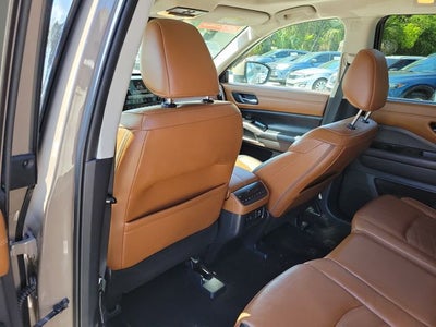 2023 Nissan Pathfinder Platinum