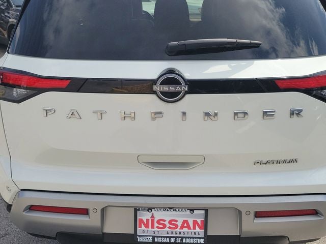 2022 Nissan Pathfinder Platinum