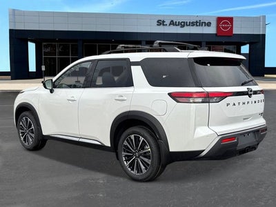 2026 Nissan Pathfinder Platinum