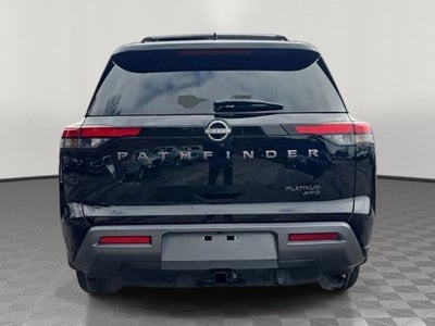 2026 Nissan Pathfinder Platinum