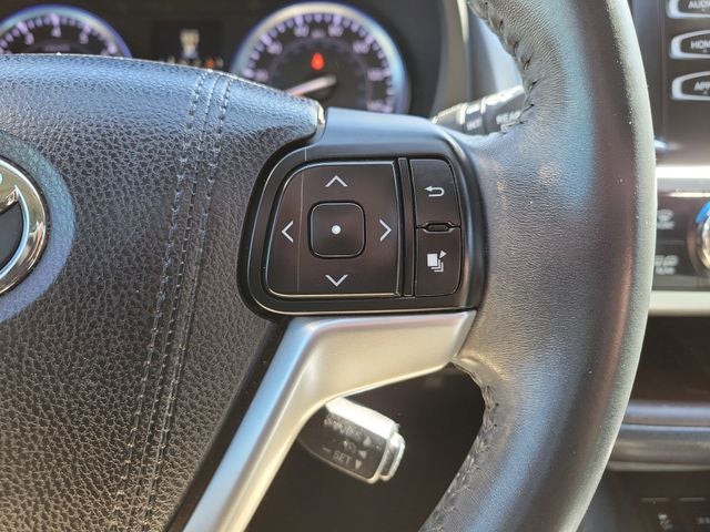 2016 Toyota Highlander XLE V6