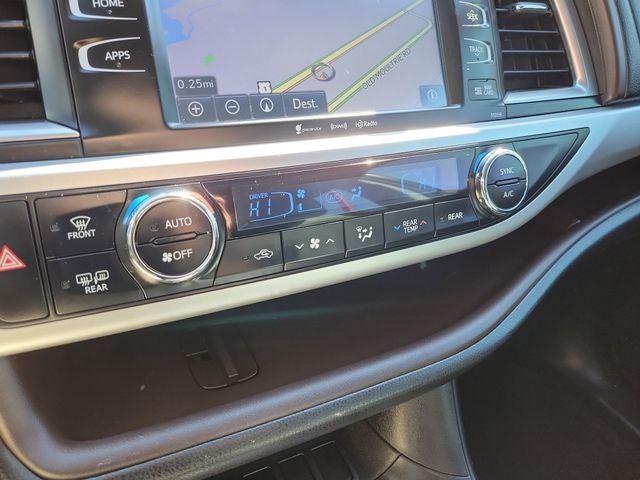 2016 Toyota Highlander XLE V6