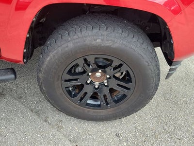 2019 Toyota Tacoma SR