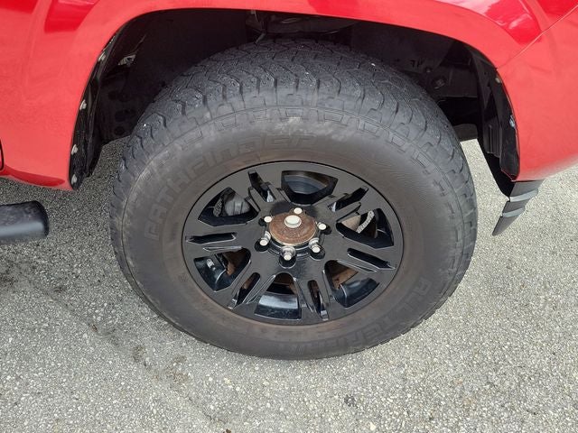 2019 Toyota Tacoma SR