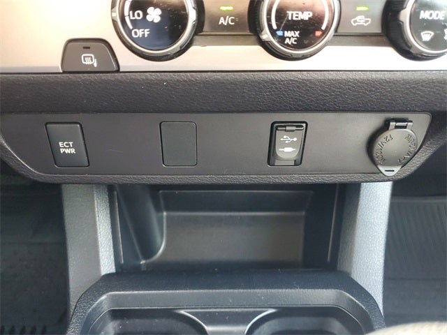 2017 Toyota Tacoma Base