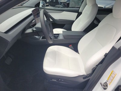2026 Tesla Model Y Premium