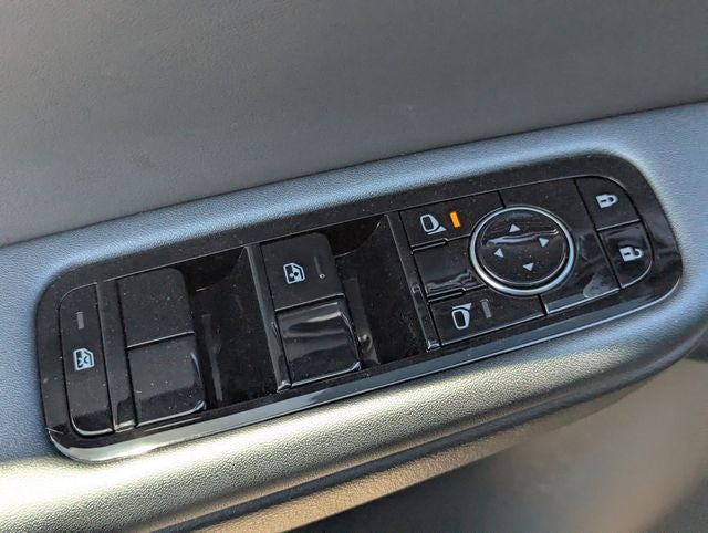 2026 Nissan LEAF Platinum+