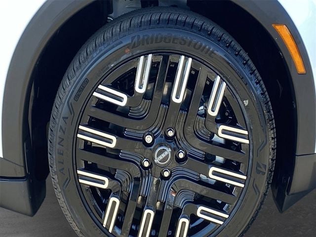 2026 Nissan LEAF Platinum+