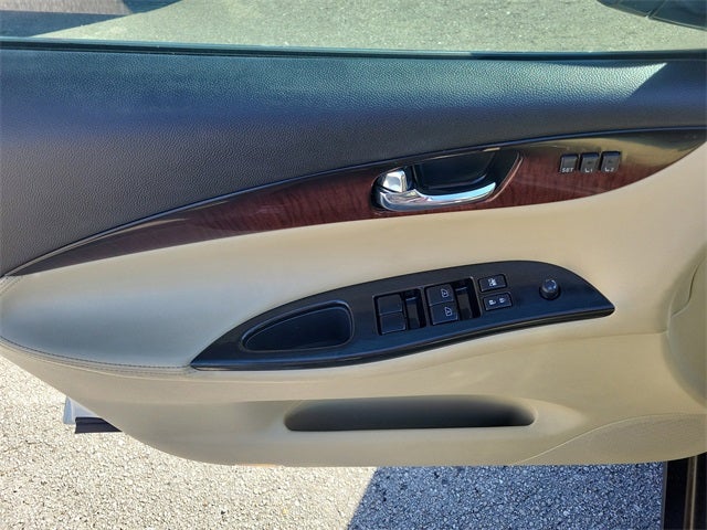 2017 INFINITI QX50 Base