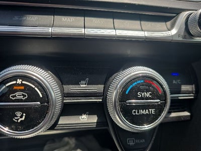 2021 Genesis G70 2.0T