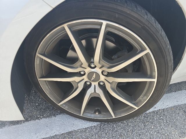 2021 Genesis G70 2.0T
