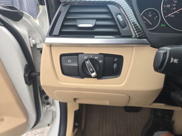 2015 BMW 3 Series 328i