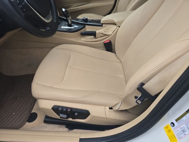2015 BMW 3 Series 328i