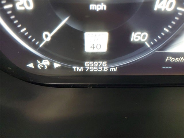 2020 Volvo XC60 T5 Momentum