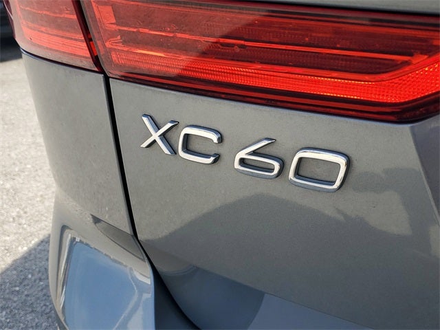 2020 Volvo XC60 T5 Momentum