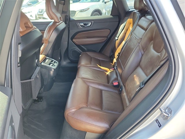 2021 Volvo XC60 T5 Inscription