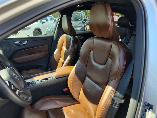 2021 Volvo XC60 T5 Inscription