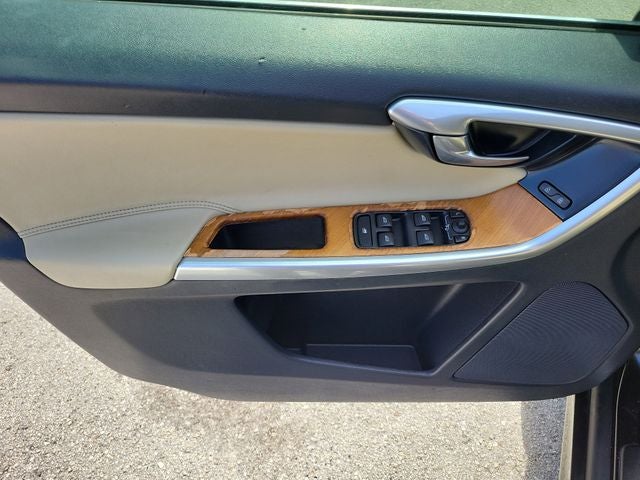 2017 Volvo XC60 T6 Inscription