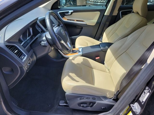 2017 Volvo XC60 T6 Inscription