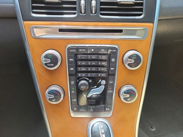 2017 Volvo XC60 T6 Inscription