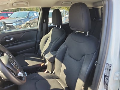 2023 Jeep Renegade Altitude