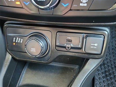 2023 Jeep Renegade Altitude